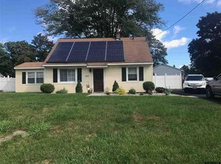 2021 Pyle Rd, Schenectady, NY 12303