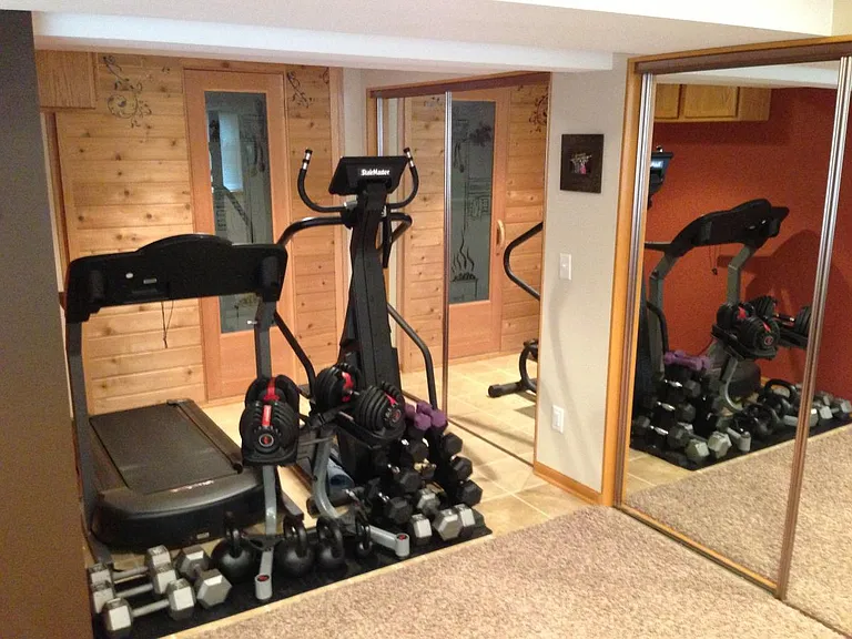 Workout Area / Sauna