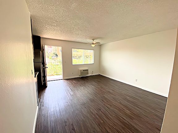 5th image of 3811 N Figueroa St #27