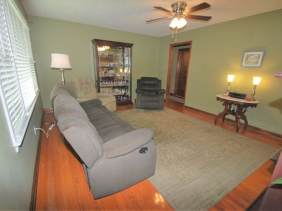 5th image of 105 Butler Bridge Ln