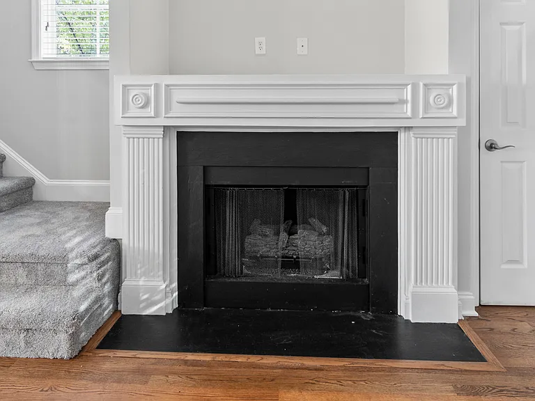206 S Cedar St — Photo 10