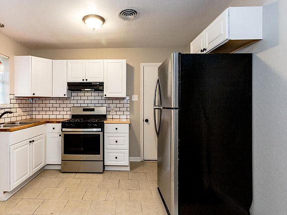 5th image of 819 W Monterey St #B