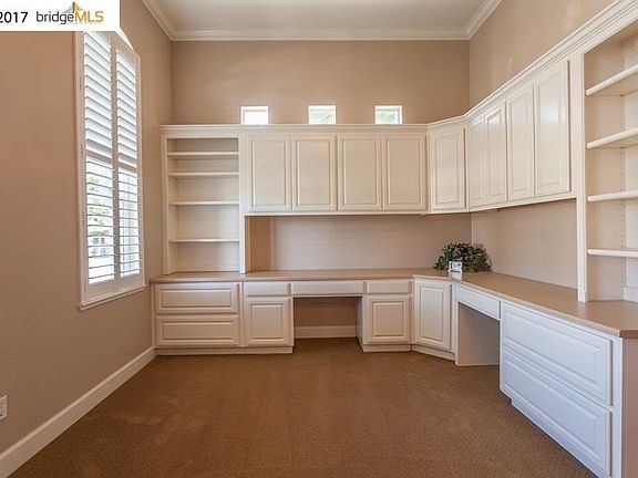 5th image of 5719 Greenfield Way