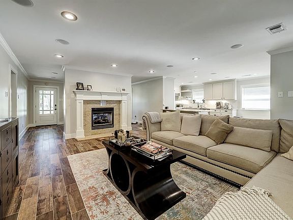 5th image of 5838 Queensloch Dr