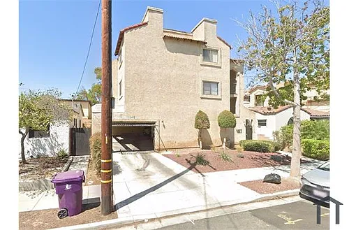 1045 Grand Ave #3 Photo 1