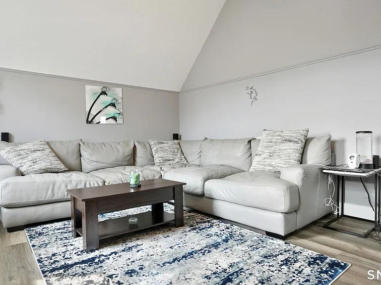 49 Atwater Ave #3 — Photo 5