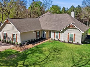 26615 S Creek Dr, Magnolia, TX 77354