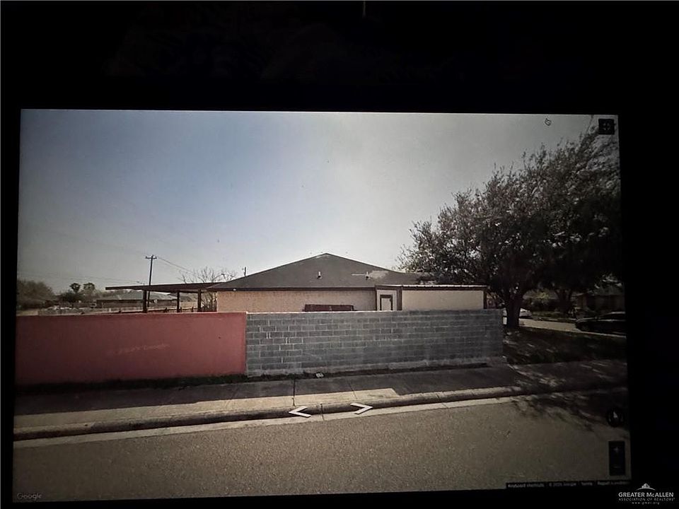 2nd image of 3010 Abbott Ave