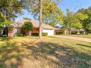 408 McAnear St, Cleburne, TX 76033