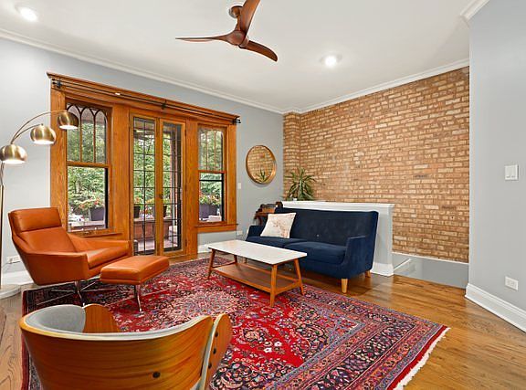 4th image of 4609 N Magnolia Ave #1S
