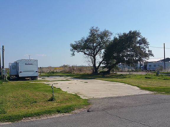 3rd image of 4609 Delacroix Hwy