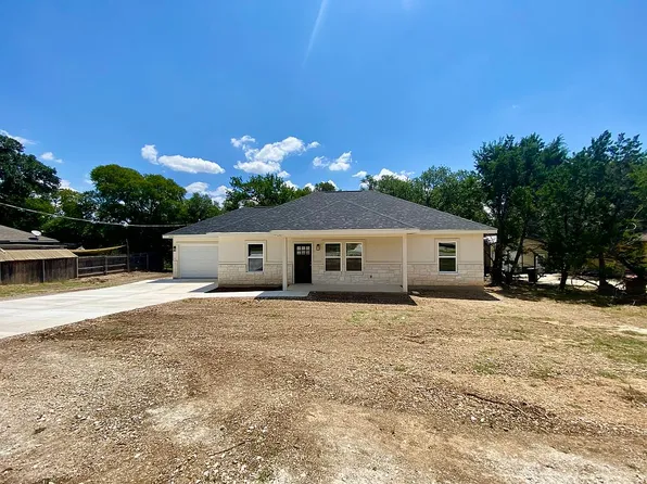 1929 Desiree St, Canyon Lake, TX 78133