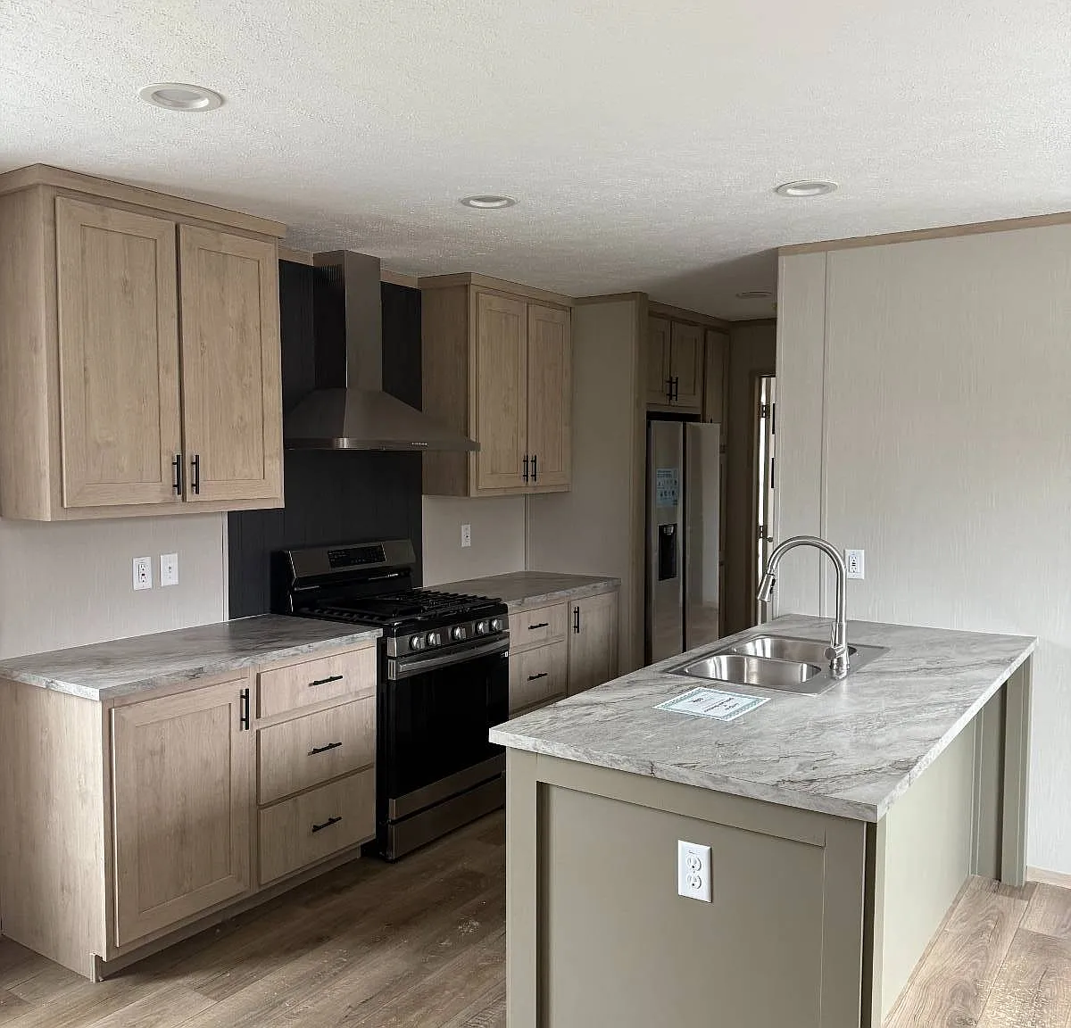 2 bed, 2.0 bath, $1,150 — Photo 2