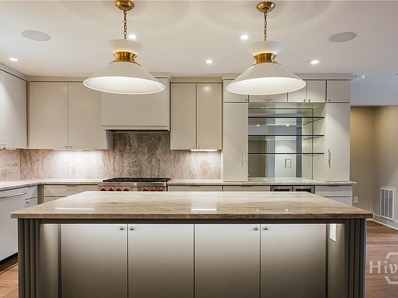 3rd image of 1554 S Lumpkin Street #7