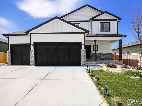 1495 S Kings Crown Dr, Milliken, CO 80543
