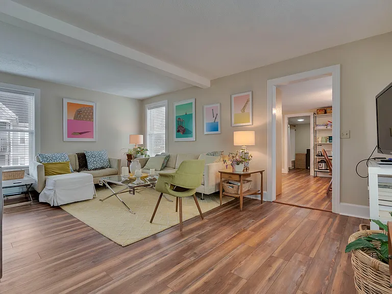 10 Dunn St #2 — Photo 5