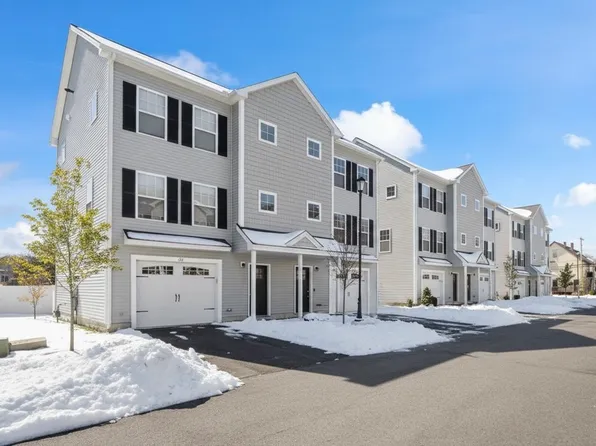 1400 Gorham St #30, Lowell, MA 01852