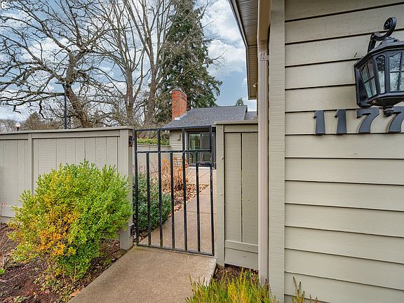 4th image of 1177 Spyglass Dr