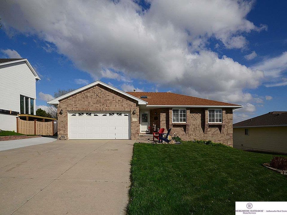 1st image of 818 Bordeaux Ave