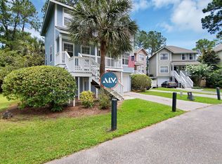 15 Pine Burr Dr E, Hilton Head Island, SC 29926