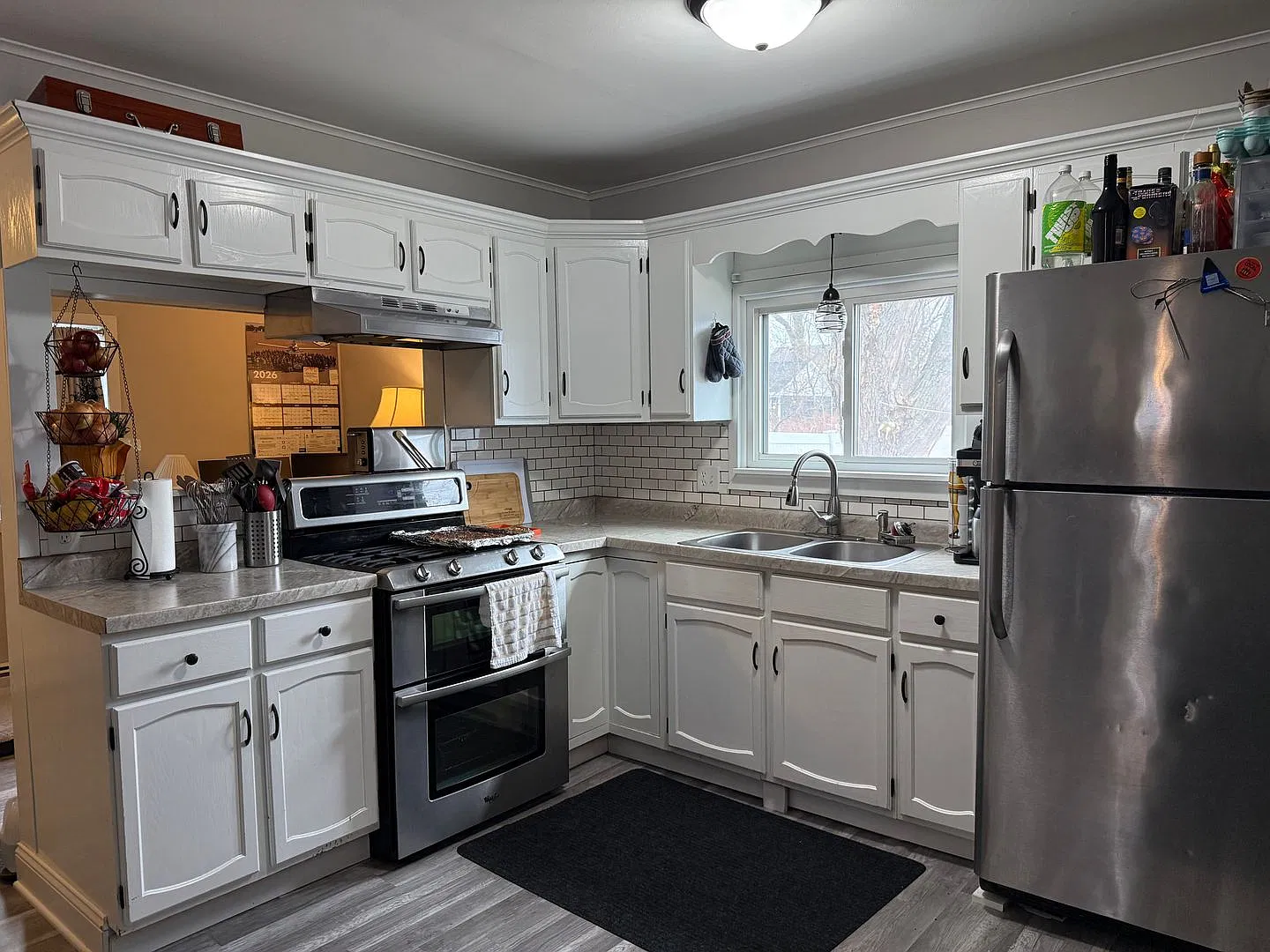 Charming Character Home with Screened Porch & Main Floor Laundry in North Branch — Photo 2