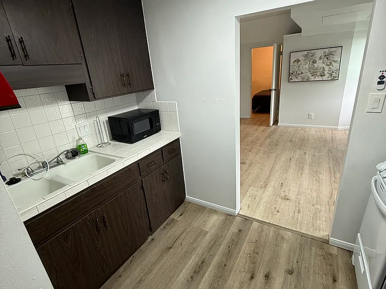 2247 Brant St #2 — Photo 15