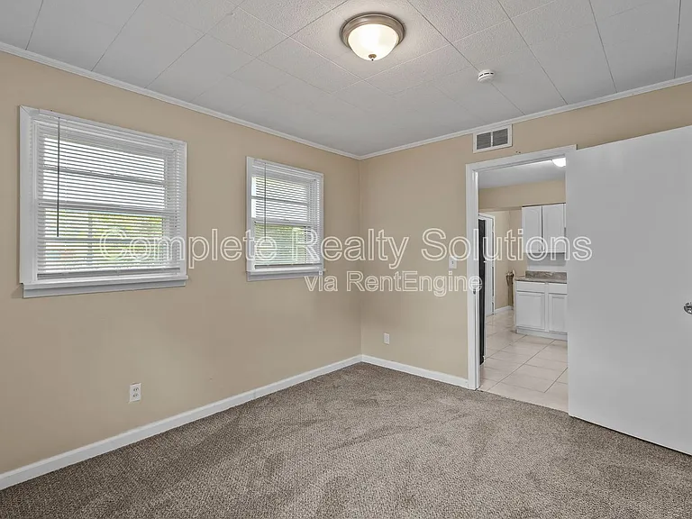 1132 Redman Blvd — Photo 17