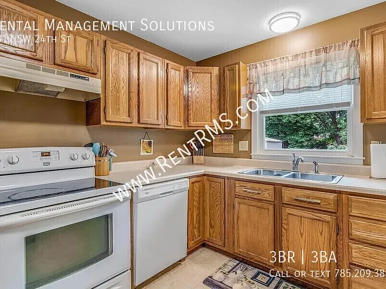 5317 SW 24th St — Photo 8