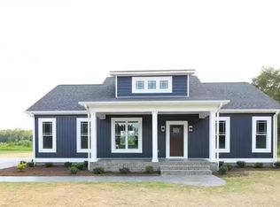 7315 Thweatt Dr, Disputanta, VA 23842