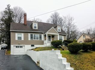 72A W Union Tpke, Wharton, NJ 07885