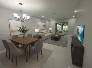 10353 NW 8th St #206, Hollywood, FL 33026