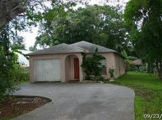 1203 34th Ave E, Bradenton, FL 34208