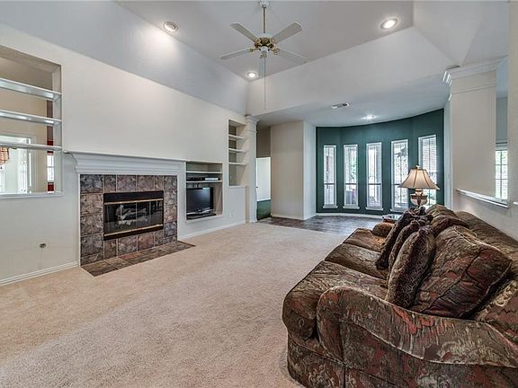 5th image of 2950 Golfing Green Ct