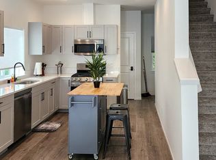 1042 NW Dragonstone St, Bremerton, WA 98311