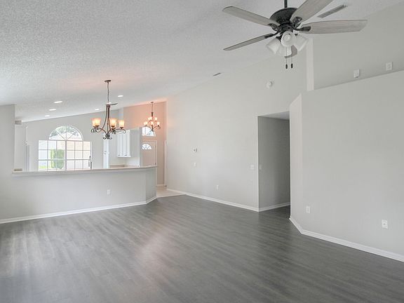 3rd image of 3006 Dellcrest Pl