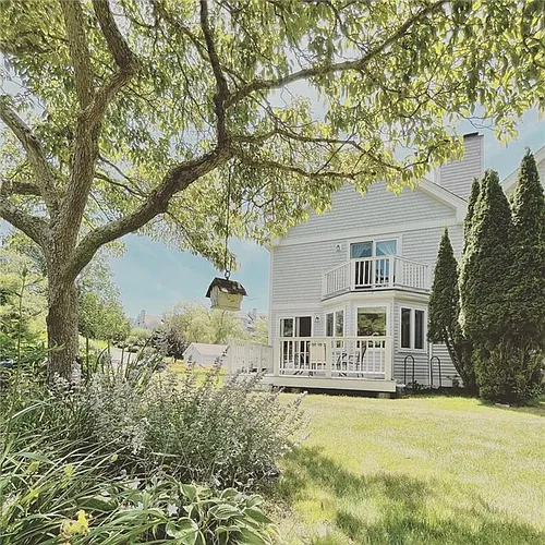 15 Hammersmith Rd #33 Photo 1