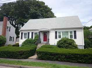15 Running Brook Rd, West Roxbury, MA 02132
