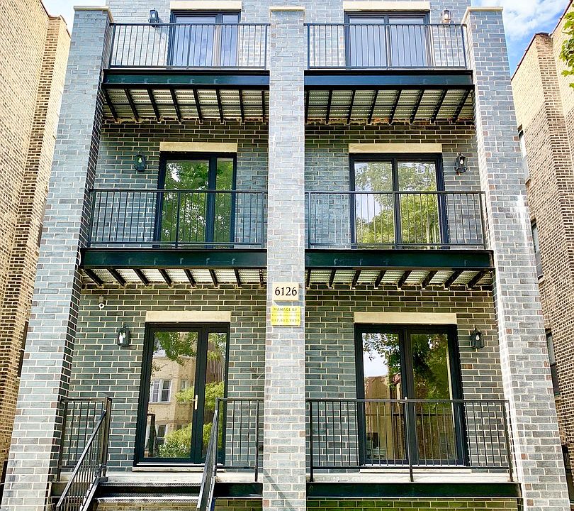 1st image of 6126 N Mozart St #3