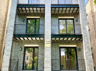 6126 N Mozart St #3, Chicago, IL 60659