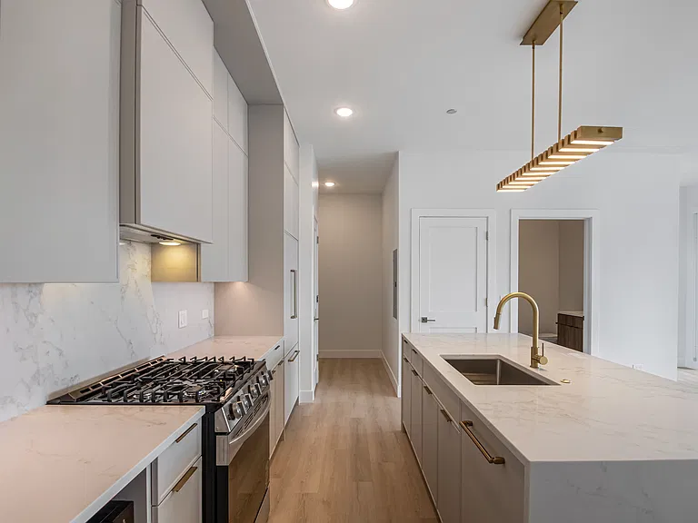 1628 N Damen Ave #401 — Photo 15