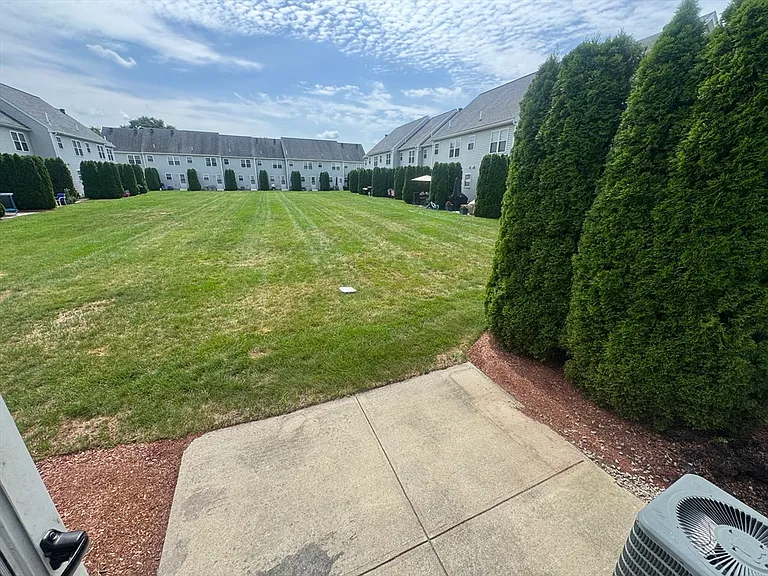 14 Merrimac Way #E — Photo 18