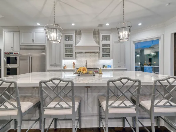 923 Chinquapin Pl, Houston, TX 77094