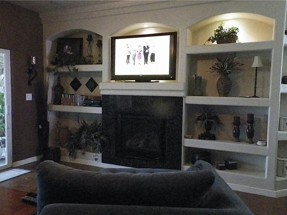 5th image of 3704 Coco Palm Dr