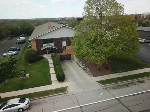 5305 N Lovers Lane Rd, Milwaukee, WI 53225