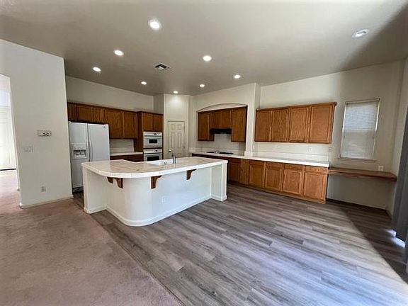 5th image of 4423 Spyglass Dr