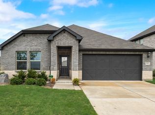 3401 Triumph Dr, Denton, TX 76207