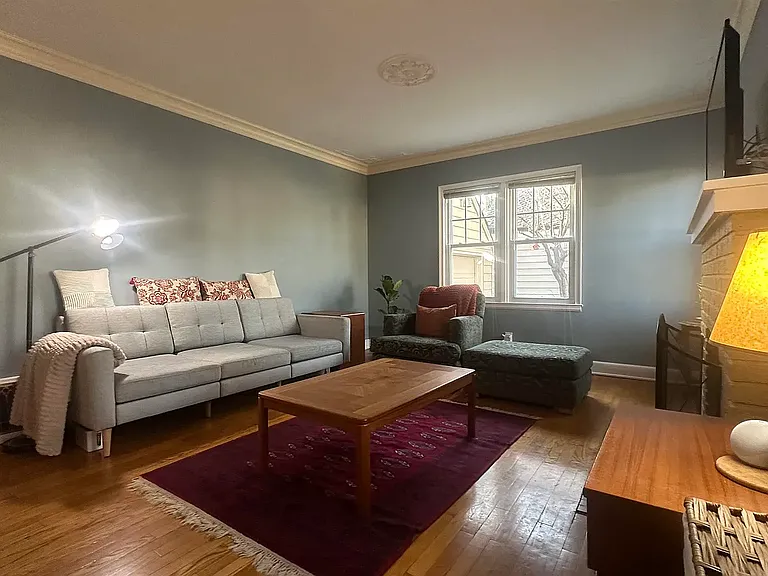 1238 SW Collins Ave — Photo 4