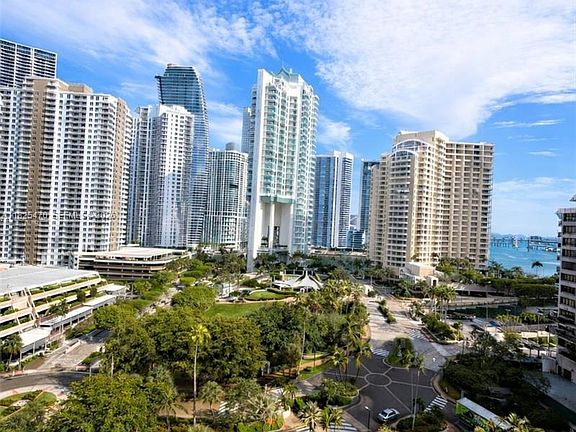 2nd image of 520 Brickell Key Dr APT A1421