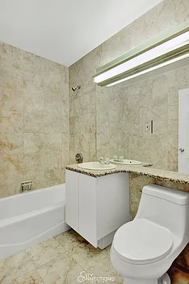 Rented by City Connections Realty | media 27