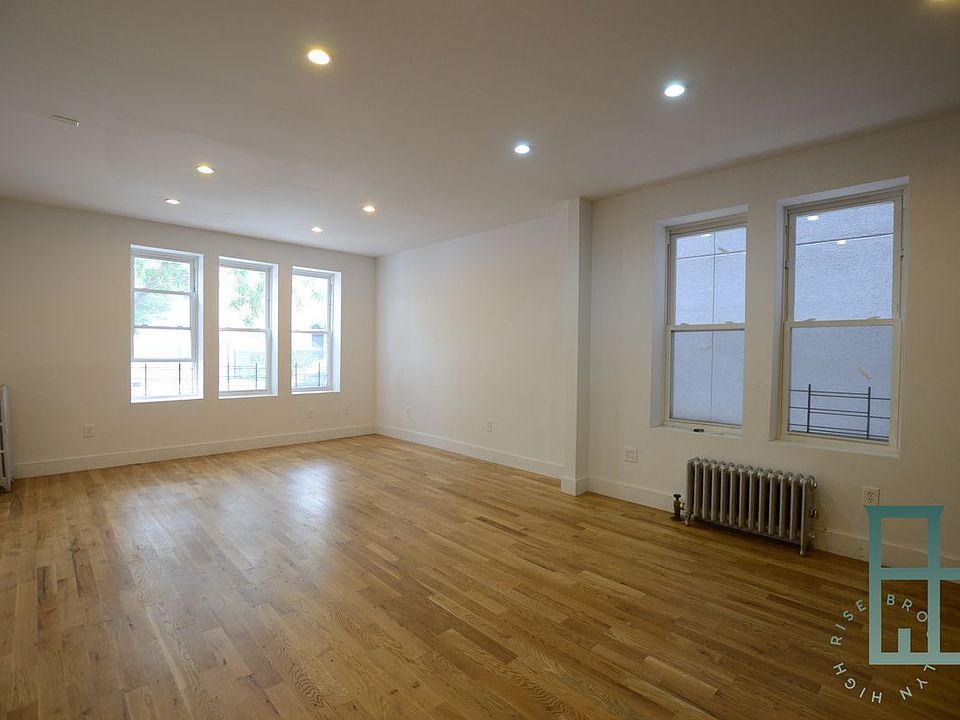 1st image of 284 19th St APT 1B